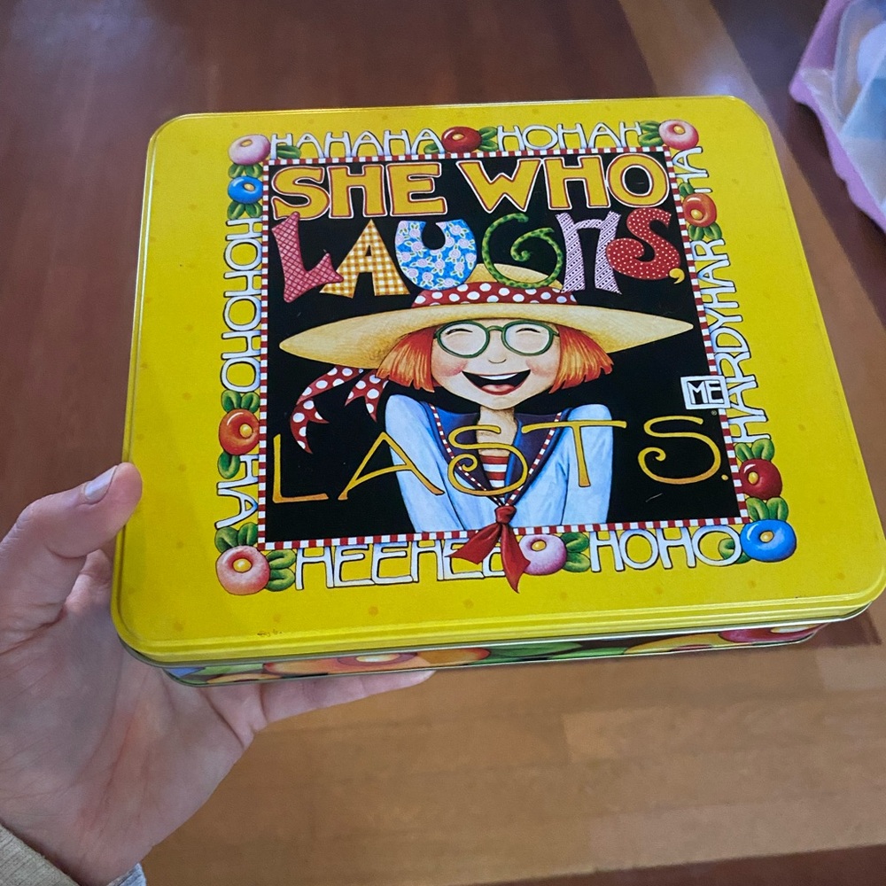 Vintage Mary Engelbreit She Who Laughs Lasts Collectible Tin with Stationary Set